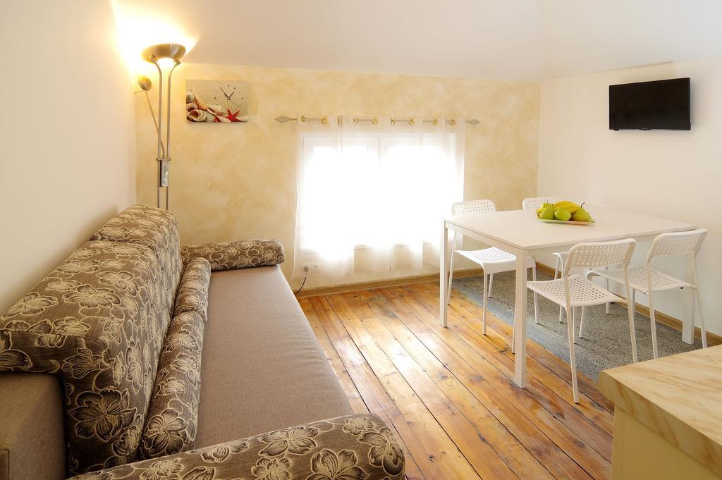 Art Guesthouse Vintage Burgas City Exteriér fotografie